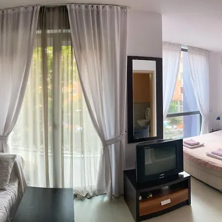 Rainbow 3 Apartment-studio 223 * Slantchev Briag