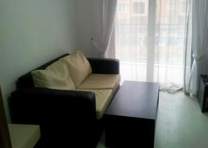 Rainbow 3 Apartment-studio 223 *